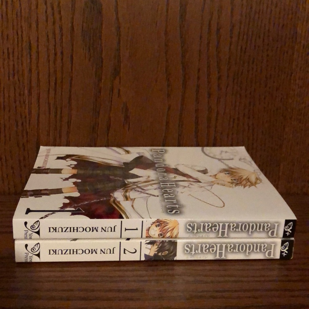 Pandora Hearts volumes 1 and 2